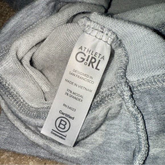 Athleta Girl Super Soft Athletic Cozy Cross Sweatshirt Size XXL 16 - Picture 4 of 5